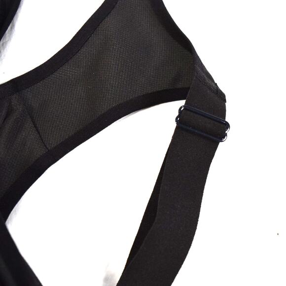 Victoria's Secret Black Bra Victoria Sport Racer Back Size Tag Removed Padded - Picture 5 of 5